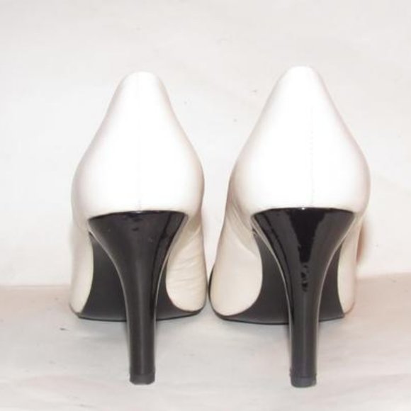 Anne Klein Ivory Black Patent Leather Peep Toe - Picture 6 of 12
